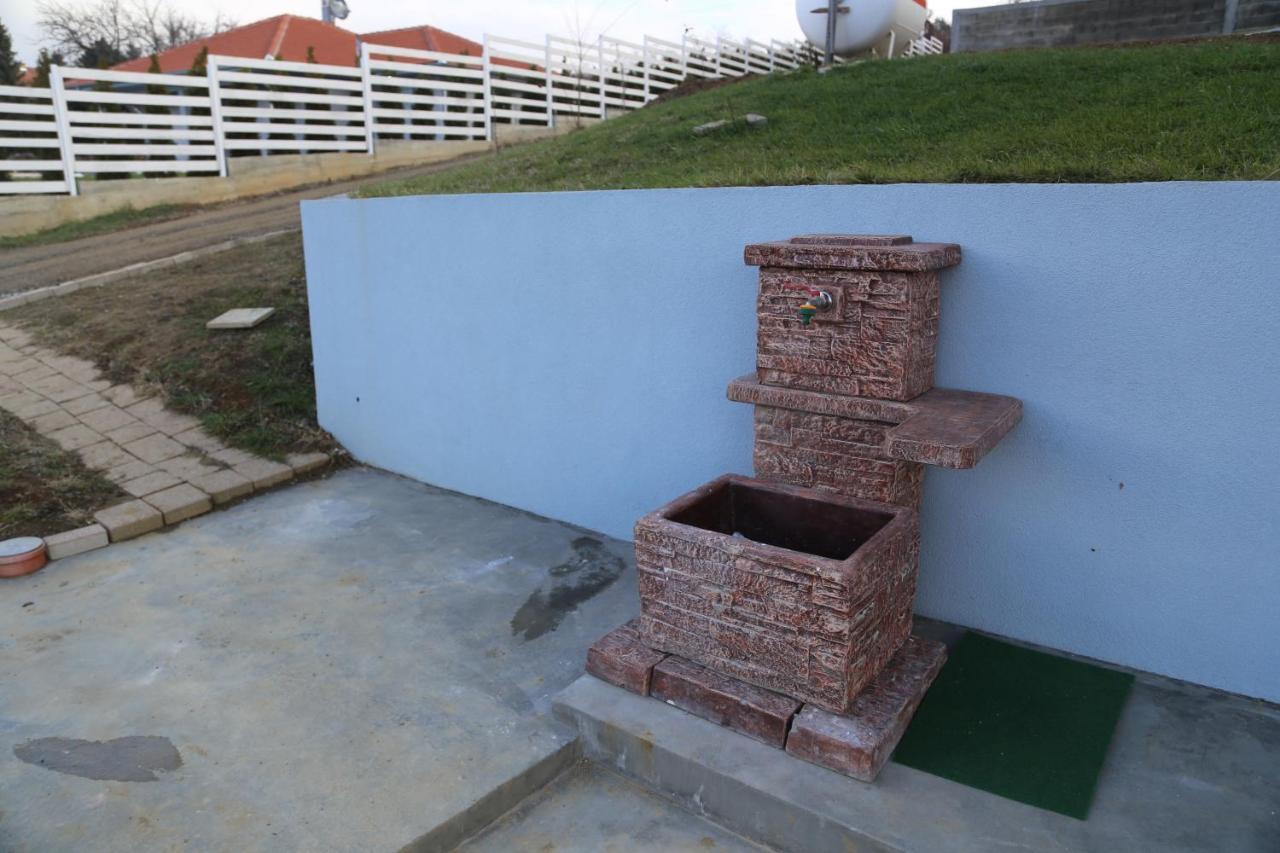 Fruskogorska Idila Apartmani 브르드니크 외부 사진