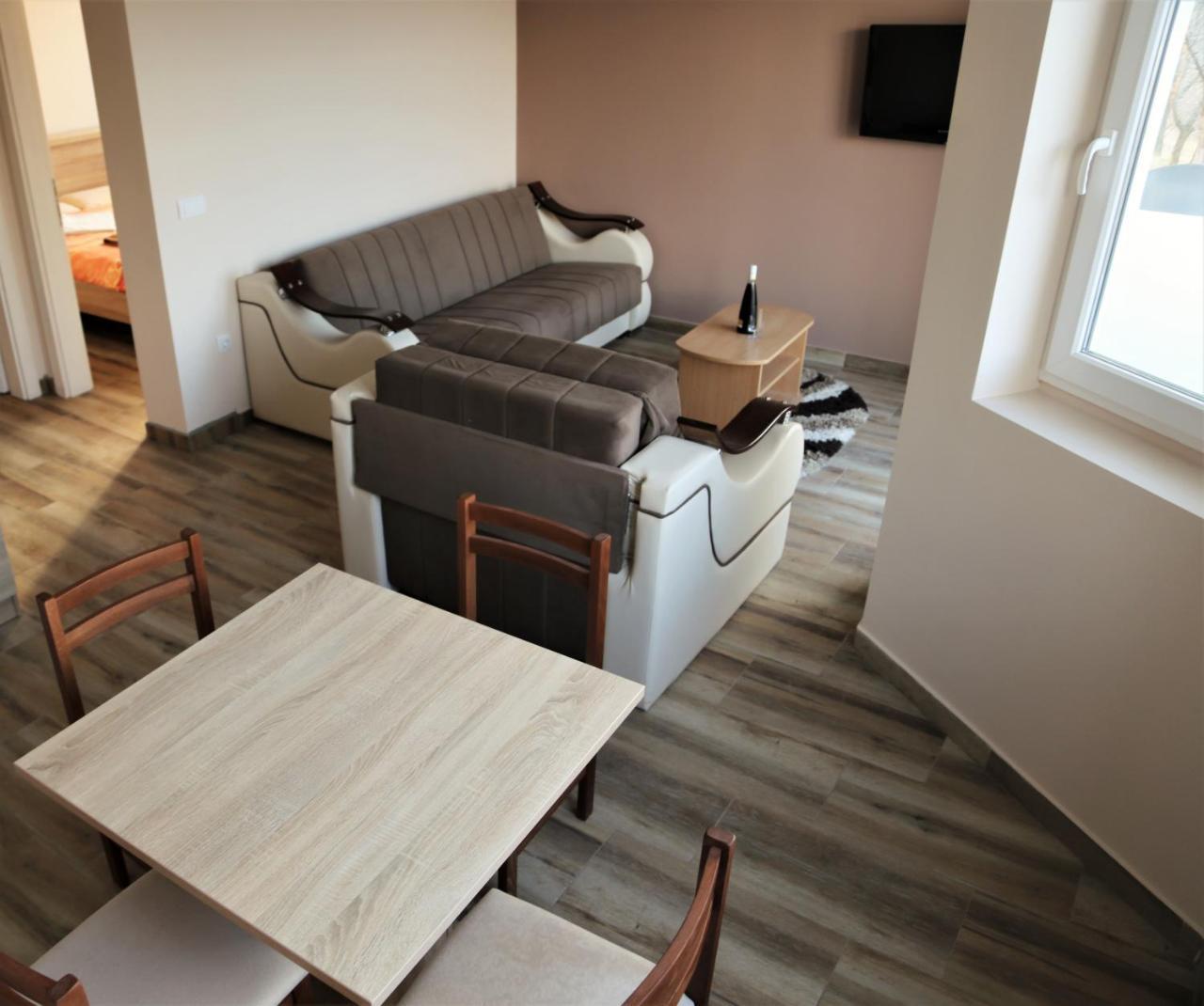 Fruskogorska Idila Apartmani 브르드니크 외부 사진
